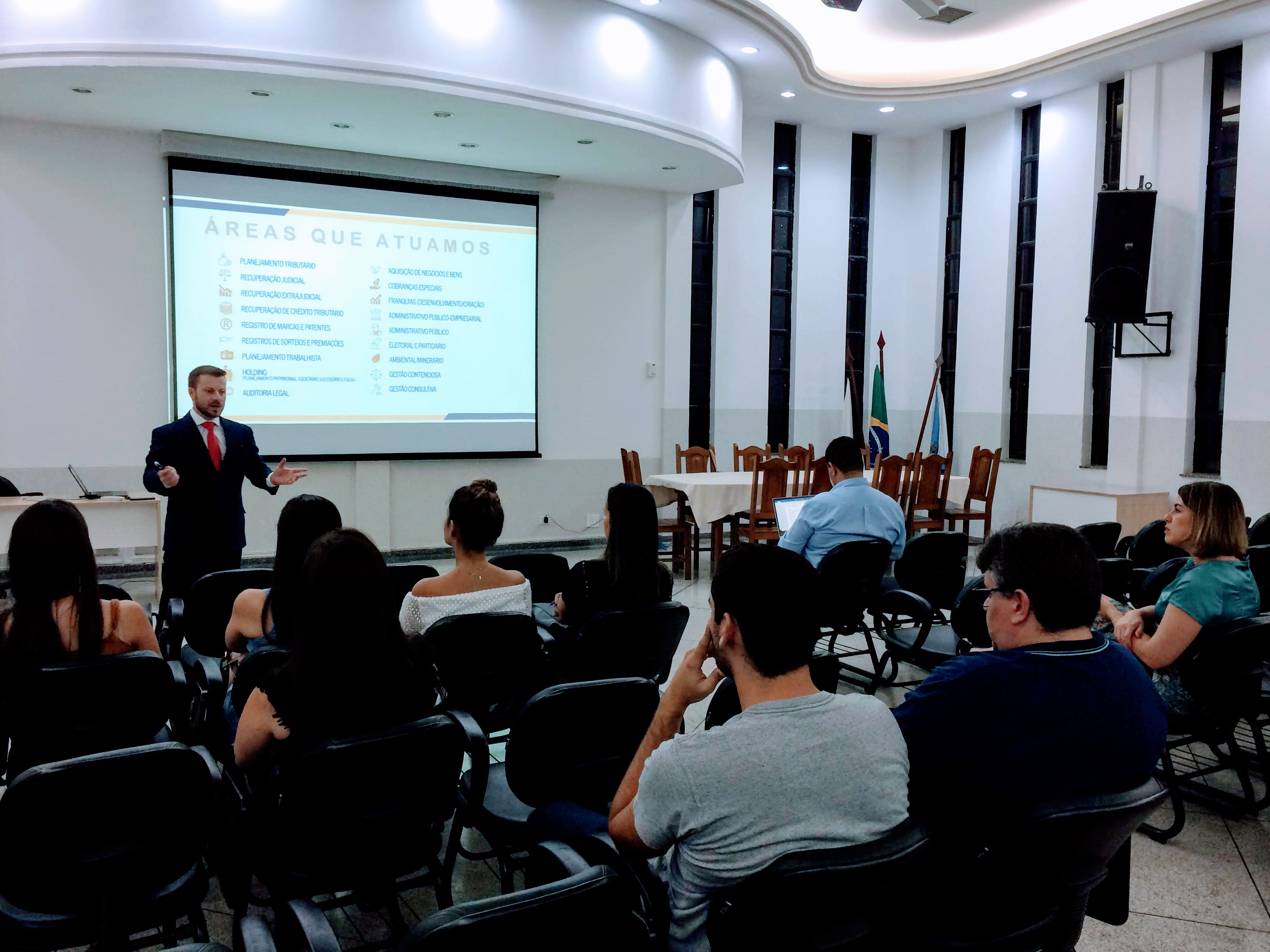 Leia mais sobre o artigo Orientação profissional para Contadores
